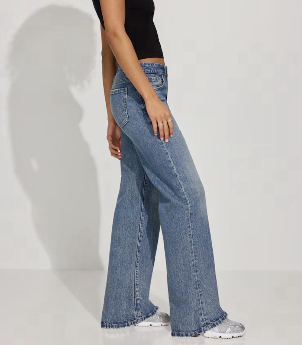 Garage Denim Jambe Large/Wide Leg Jeans Medium Wash Distressed Ripped Size 9/29
